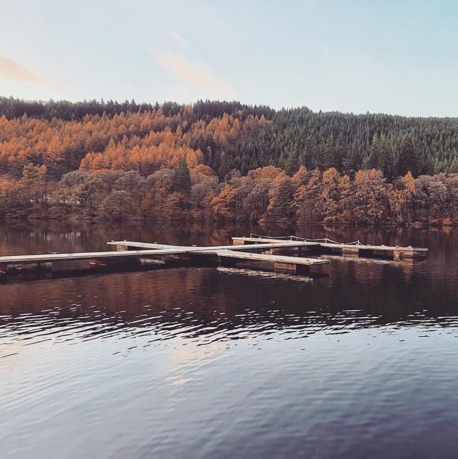 Bonnie Lodge-Lochside Location With Hot Tub Invergarry Dış mekan fotoğraf