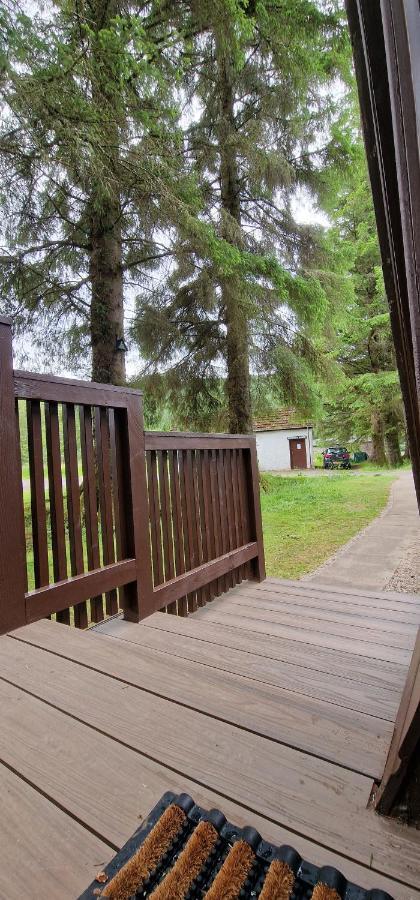 Bonnie Lodge-Lochside Location With Hot Tub Invergarry Dış mekan fotoğraf